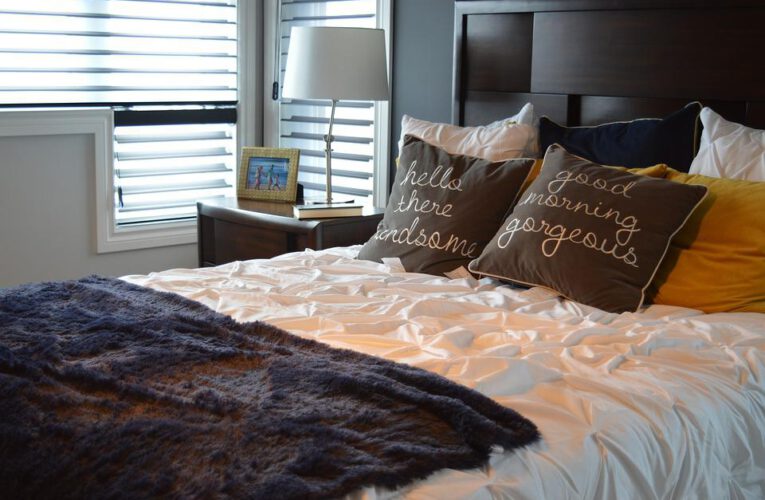 Odpoczynek i regenerację dają dobrze dobrane meble do sypialni