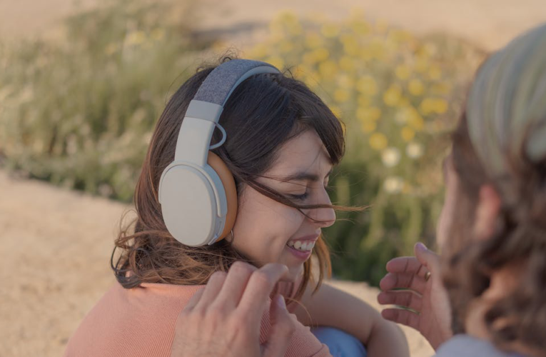 Bezprzewodowe słuchawki – rewolucja w słuchaniu muzyki